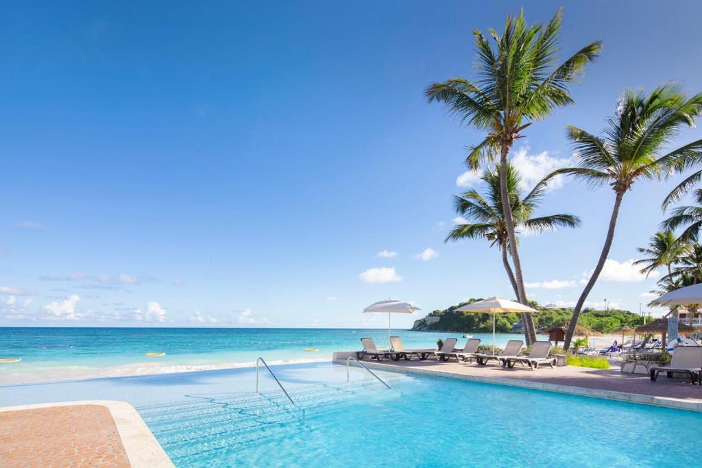 Pineapple Beach Club (Adults Only) Long Bay Bagian luar foto
