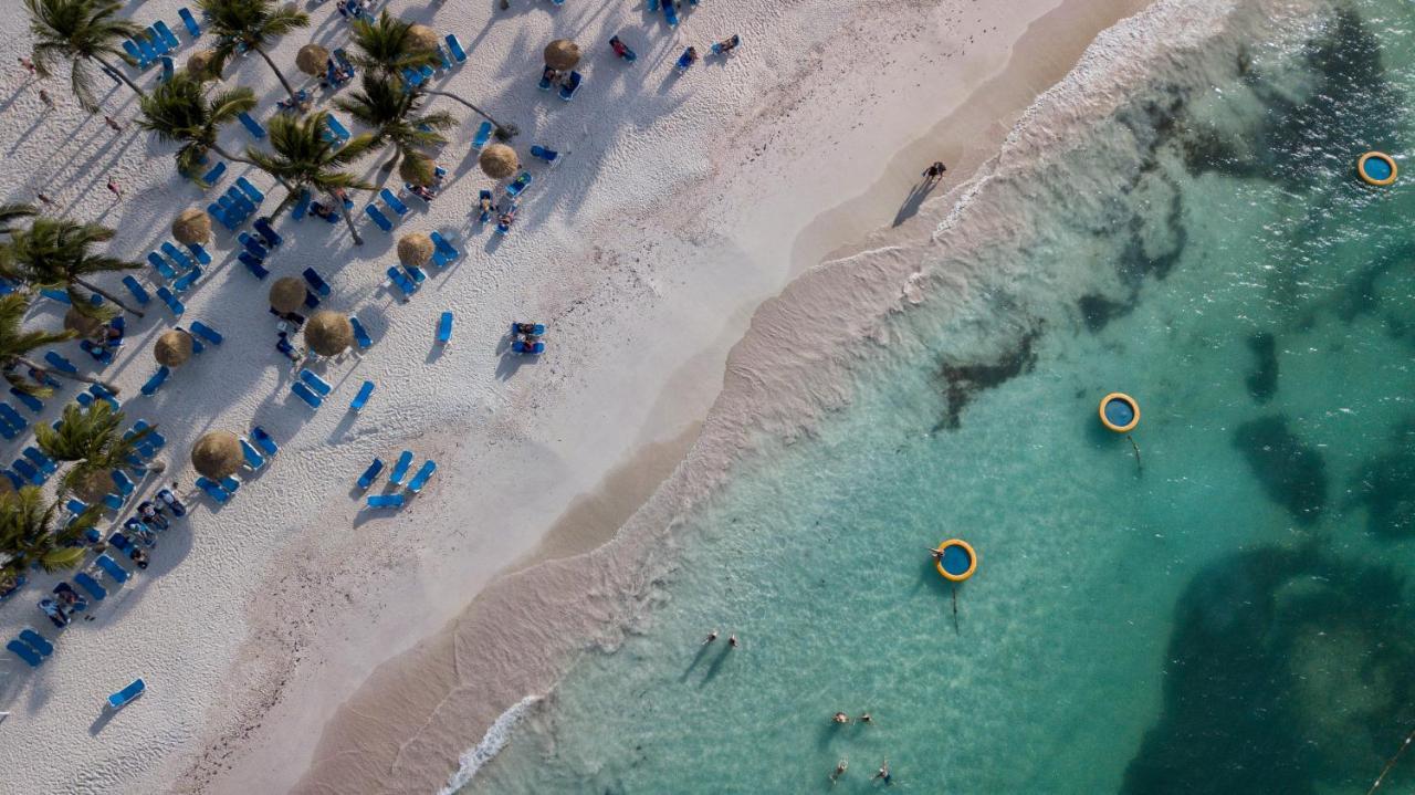 Pineapple Beach Club (Adults Only) Long Bay Bagian luar foto