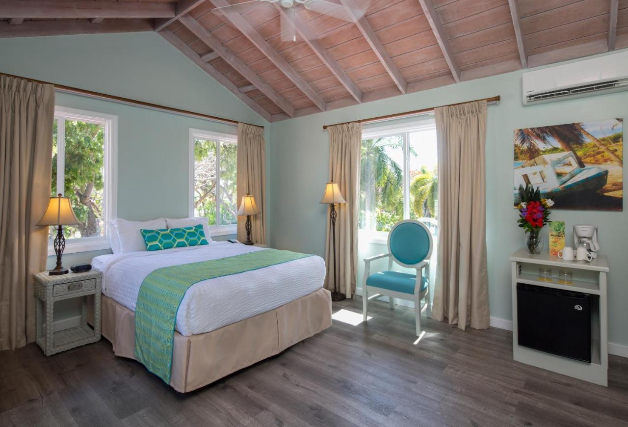 Pineapple Beach Club (Adults Only) Long Bay Bagian luar foto