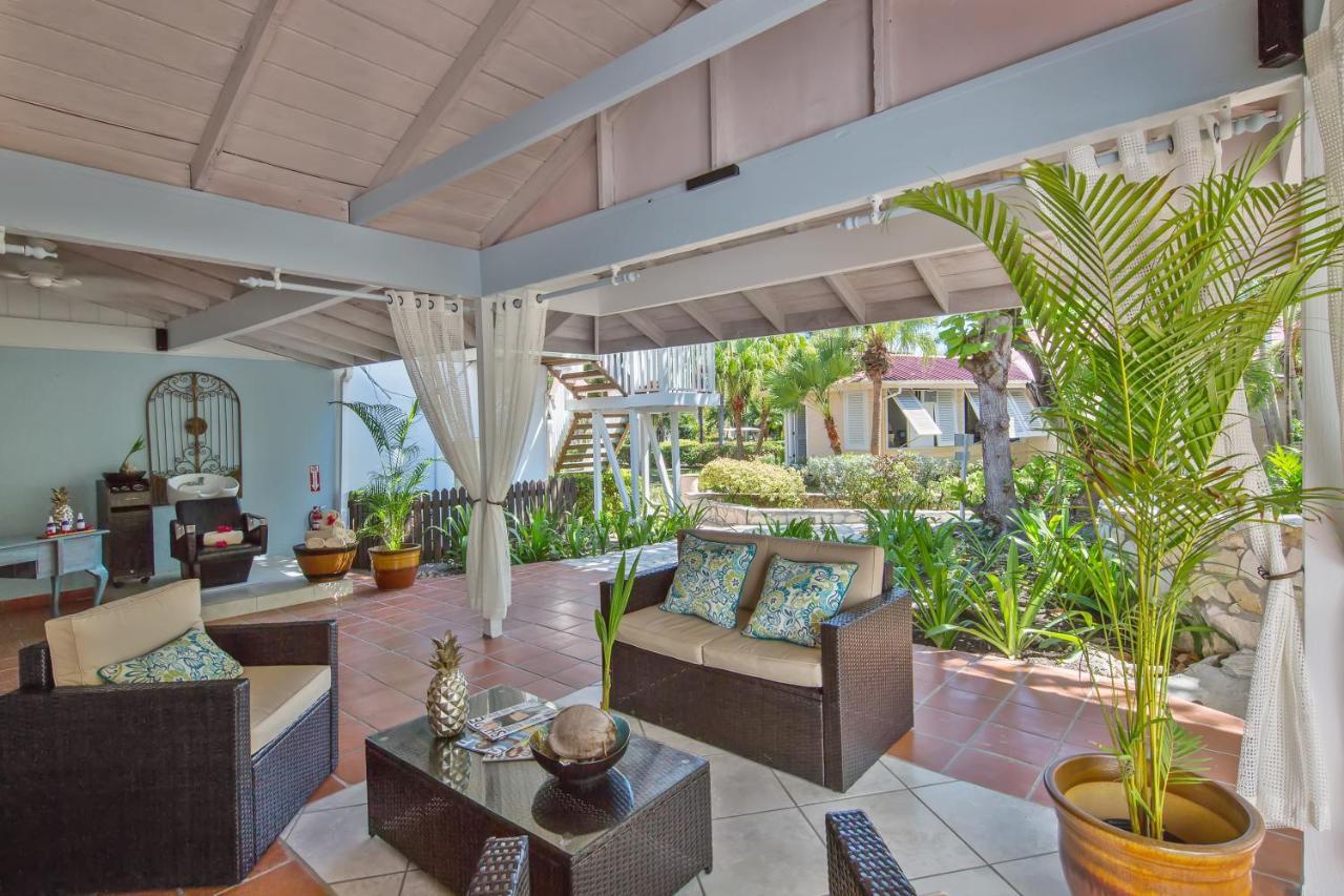 Pineapple Beach Club (Adults Only) Long Bay Bagian luar foto
