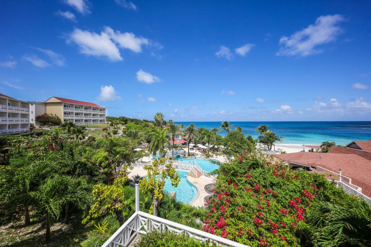 Pineapple Beach Club (Adults Only) Long Bay Bagian luar foto